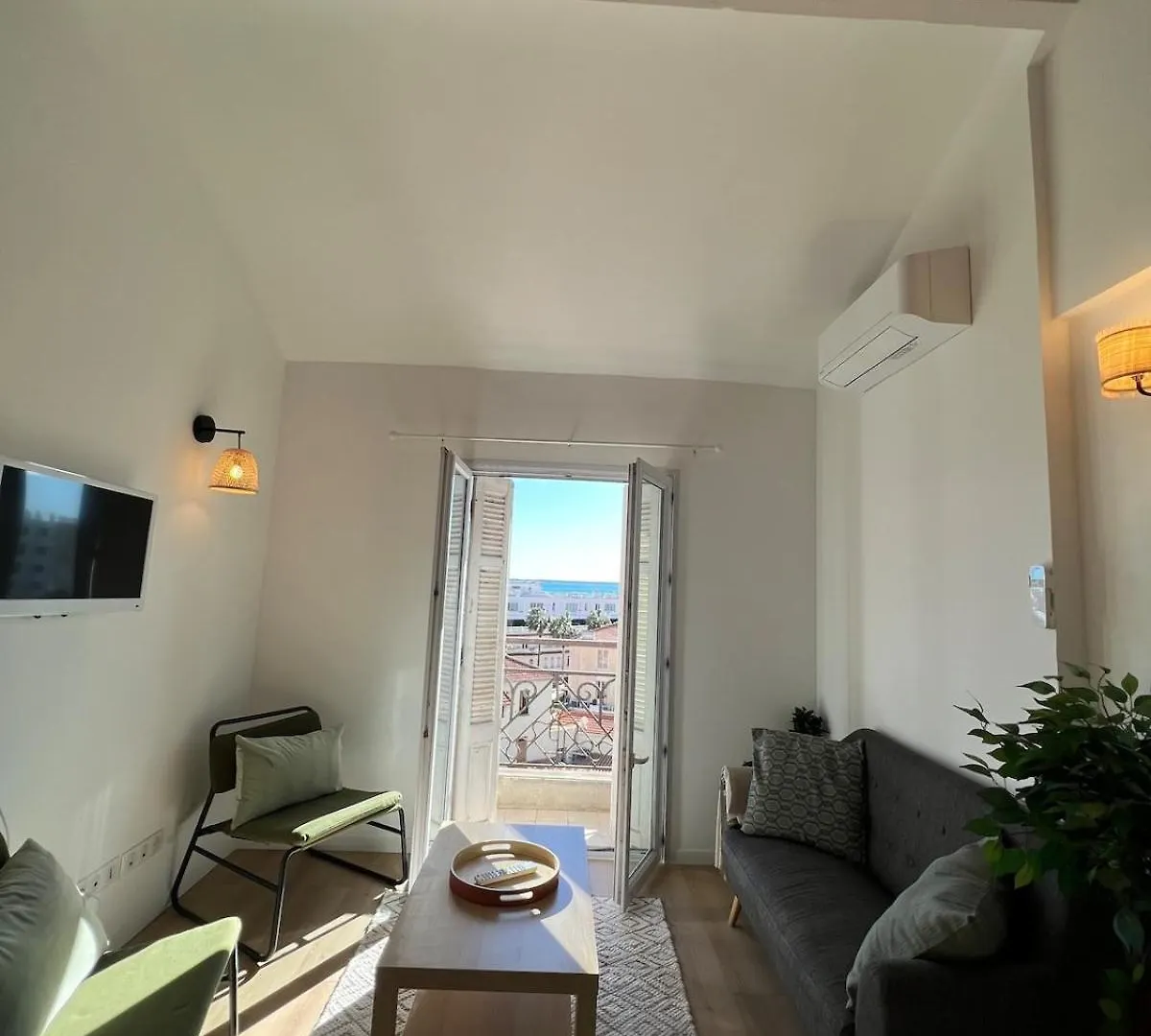 Апартаменты Duplex Sea View Антиб